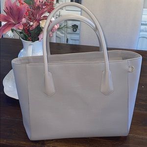 Dagne Dover Signature Tote Color: Bleecker Blush